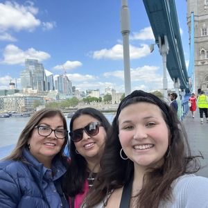 Meet your Posher, Lorena